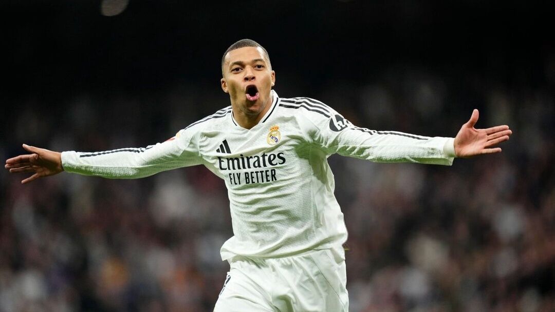 ۵ بازیکن برتر EA FC26 که از لیونل مسی دریبلزنتر هستند